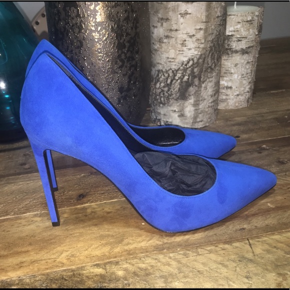 New YSL Saint Laurent Paris Blue Suede Pumps - Picture 3 of 8
